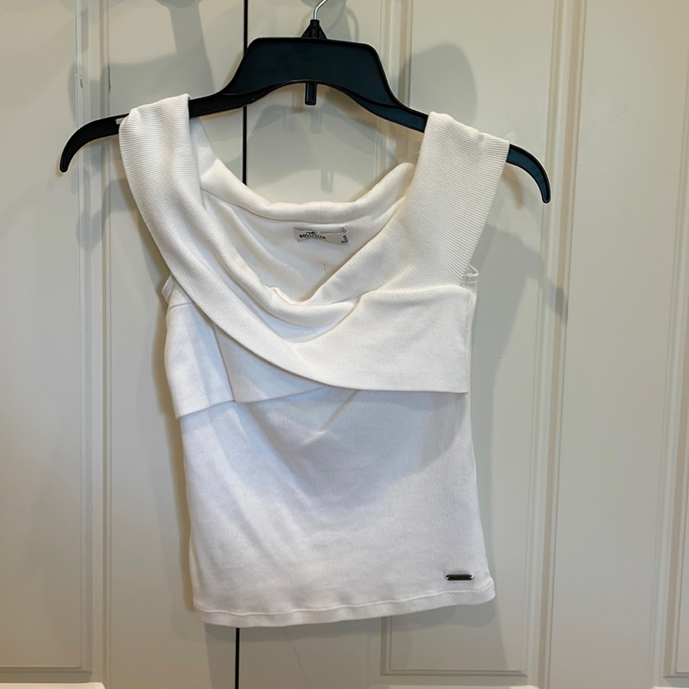 White Hollister off the shoulders top. Size: S